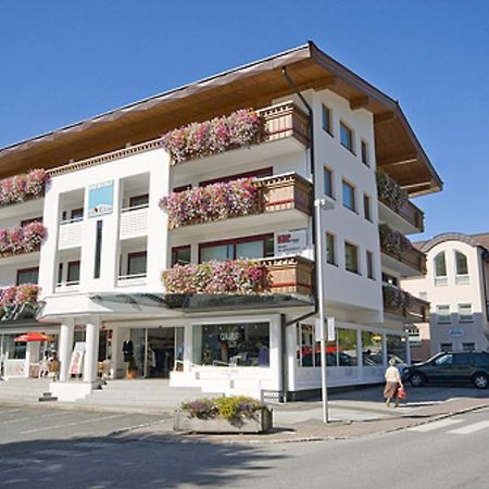 Apartmenthaus Brixen & Haus Central Brixen im Thale Bagian luar foto