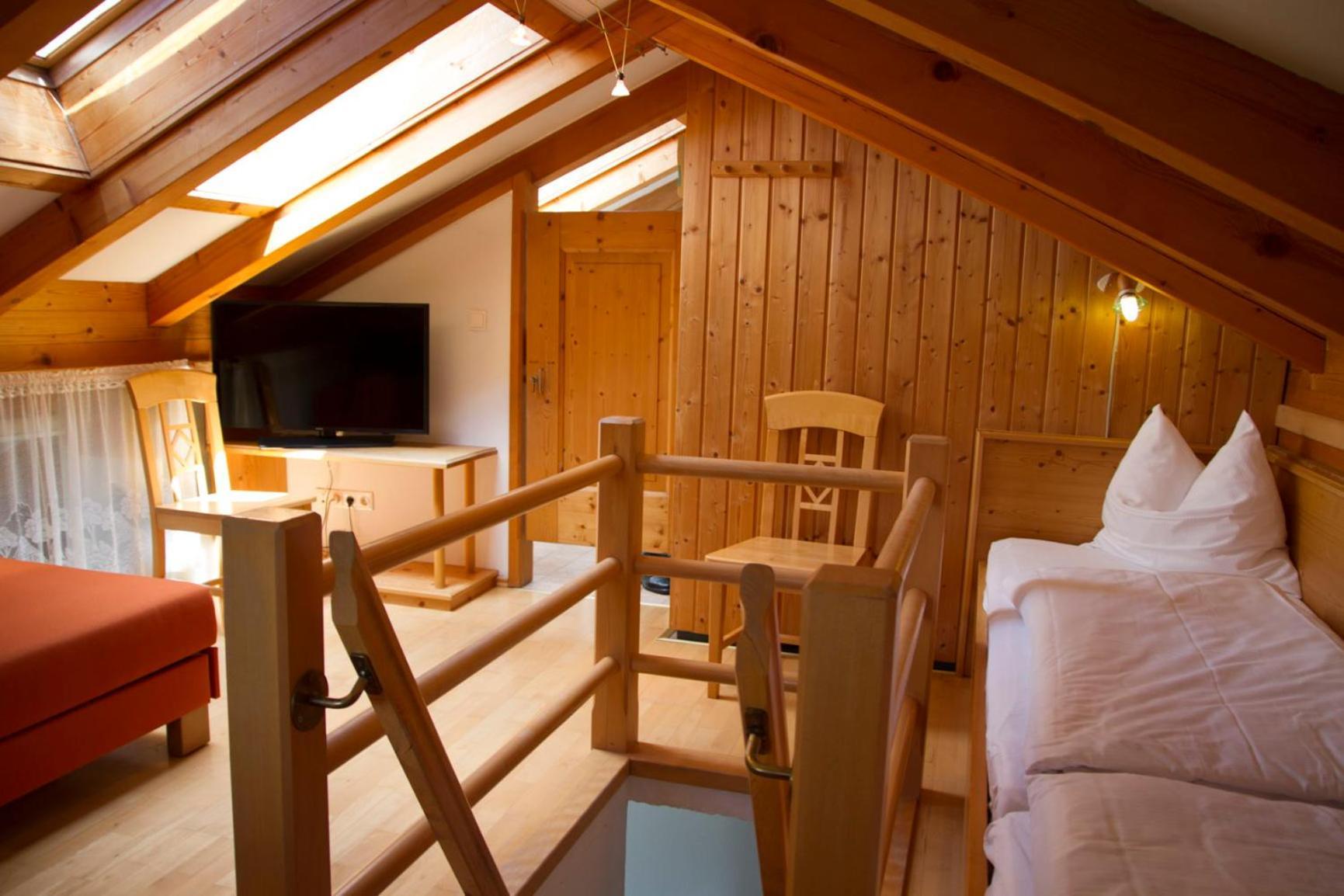 Apartmenthaus Brixen & Haus Central Brixen im Thale Bagian luar foto