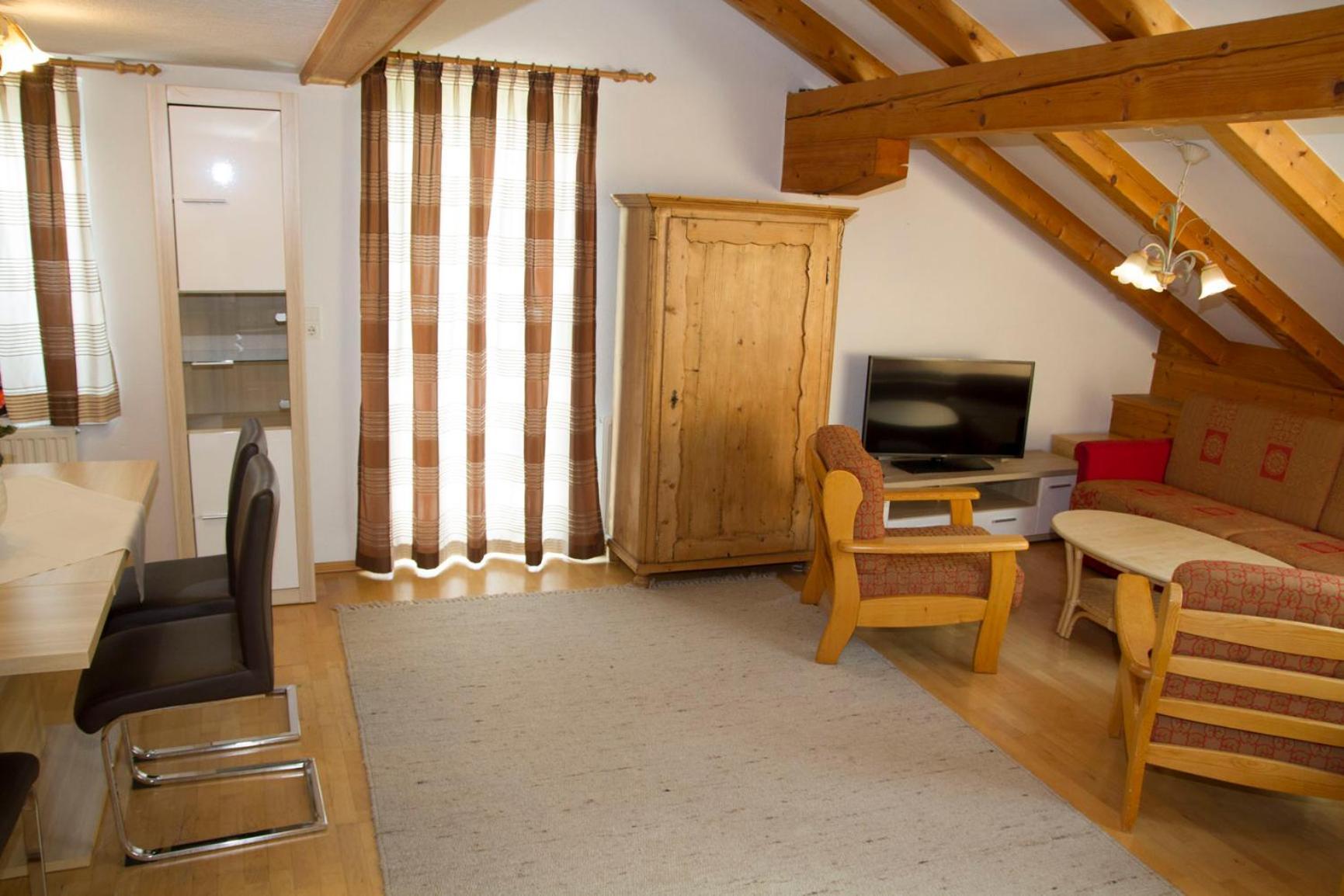 Apartmenthaus Brixen & Haus Central Brixen im Thale Bagian luar foto